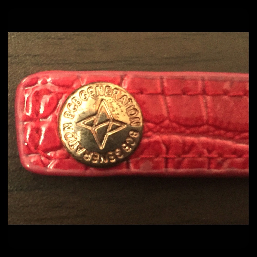 BCBG AMOR red leather bracelet
